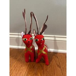 2 vintage Reindeer Dakin Dream pet